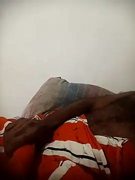 Dhanu9712 online show from January 17, 3:59 pm