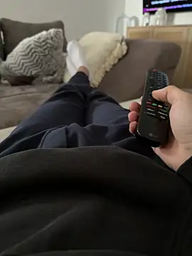 bengoboyz25 online show from February 21, 2:18 pm