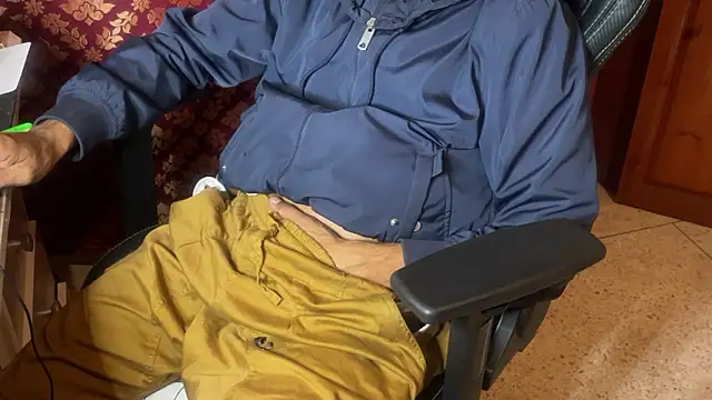 JUSTFORRICH online show from October 16, 9:45 pm