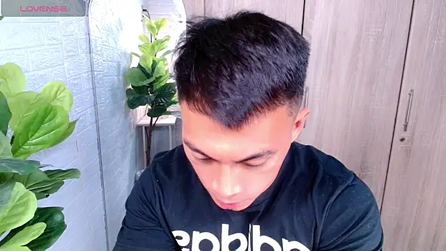 PinooyMilker online show from December 2, 6:49 am