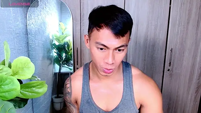 PinooyMilker online show from February 13, 12:21 pm