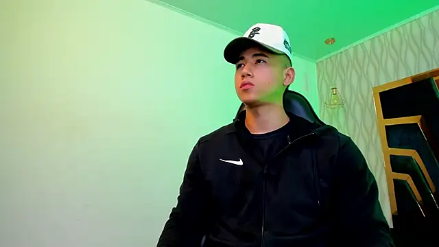 Draven Marceaux online show from September 17, 11:22 am