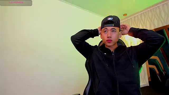 Draven Marceaux online show from September 21, 1:55 pm