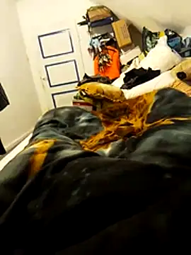 chrisdic27 online show from February 22, 6:37 am