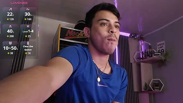 Bastian MCcormick online show from October 2, 1:04 pm