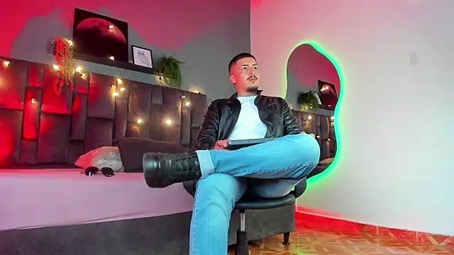 MrFox   online show from February 5, 7:43 pm