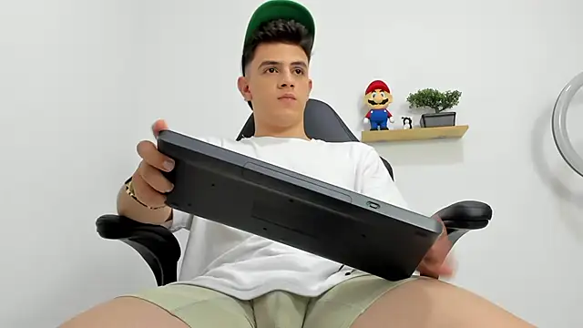 Mikecooper online show from October 10, 5:23 am