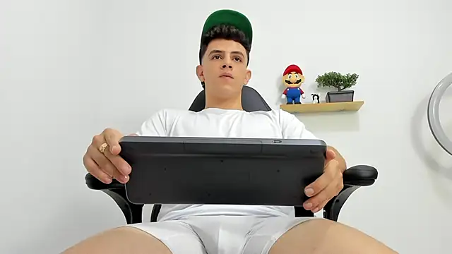 Mikecooper online show from September 23, 2:11 am