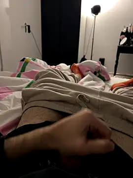 Frankieyyy1 online show from December 20, 10:06 pm