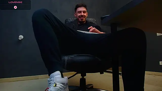 EnzoRace online show from October 5, 6:39 am