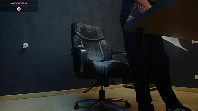 EnzoRace online show from October 4, 6:29 am