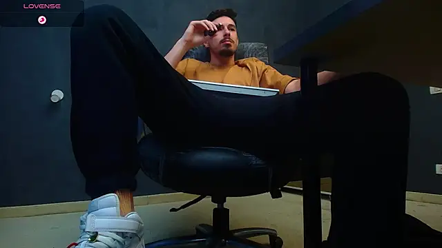 EnzoRace online show from October 9, 7:02 am