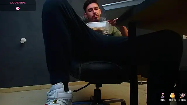 EnzoRace online show from October 6, 6:40 am