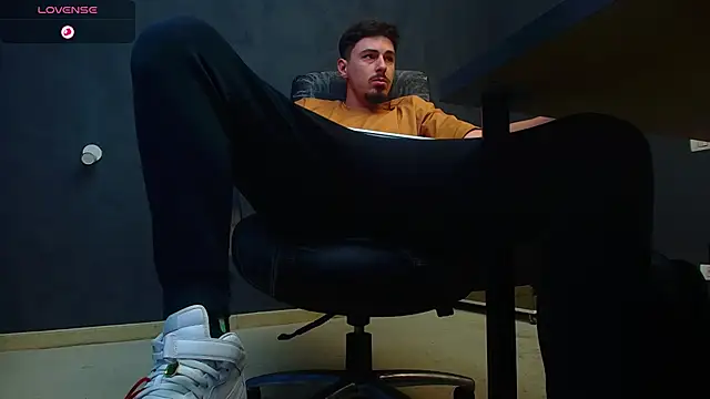 EnzoRace online show from October 8, 6:51 am