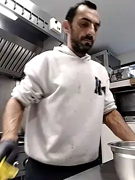 hotmen83 online show from October 10, 6:07 am