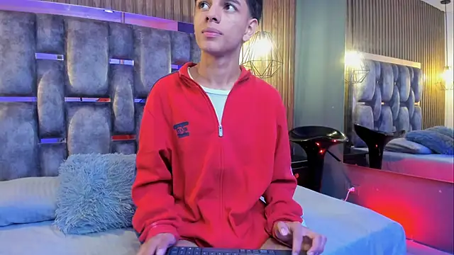 owen  johnson online show from February 2, 12:13 pm