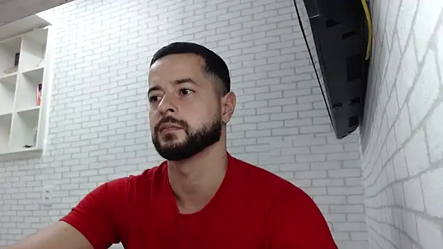 BombeiroHotx online show from March 31, 10:00 pm