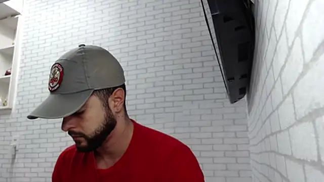 BombeiroHotx online show from February 11, 10:37 pm