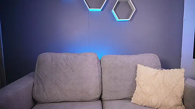 Paul Phoenix online show from February 12, 9:54 pm