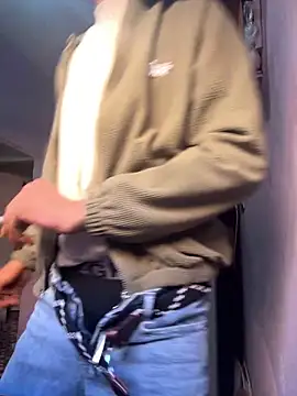 Yasar-Xxxl online show from April 4, 8:55 am