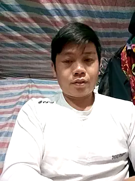 DungLuongg online show from April 1, 2:25 pm