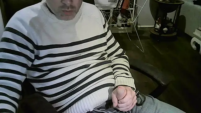Snapshot of Chrisprngr chatting on October 27, 5:26 pm Chrisprngr online show from October 27, 5:26 pm