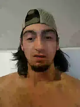 Snapshot of salmonman1305 chatting on October 27, 5:43 am salmonman1305 online show from October 27, 5:43 am