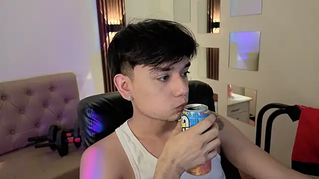 davoxer online show from April 8, 3:40 am