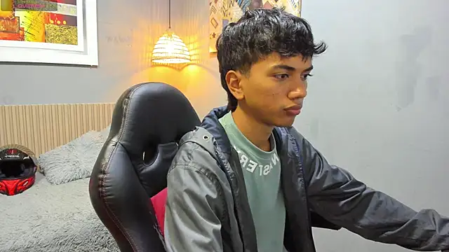 markbowie online show from November 18, 11:47 am