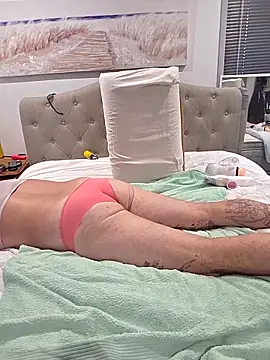 iamthepublickmasterbater online show from February 1, 2:43 am