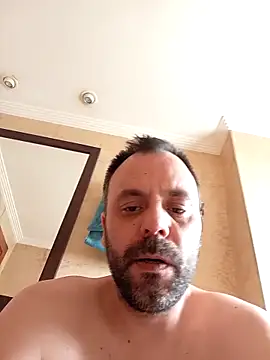 manchego85 online show from April 5, 12:45 pm