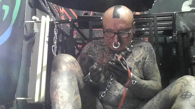 object857 online show from March 5, 10:39 pm