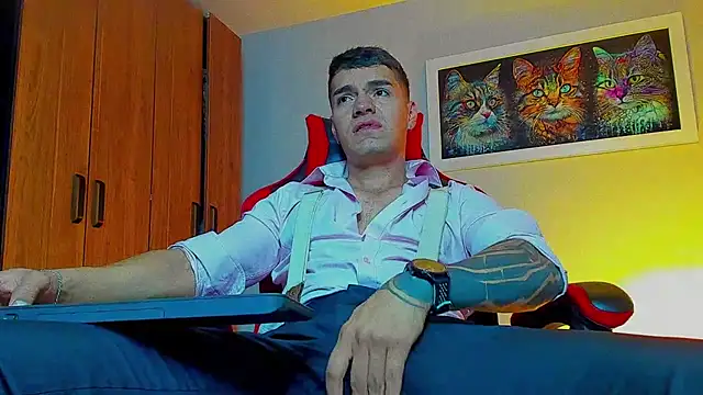 ALPHA DOMINUS  online show from September 20, 4:12 am