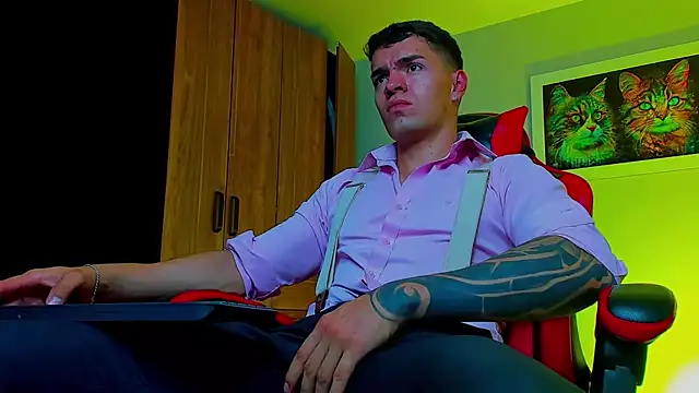 ALPHA DOMINUS  online show from September 23, 4:12 am