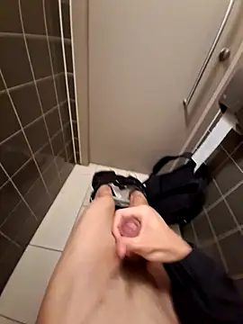 lucasdick18 online show from September 9, 12:15 pm