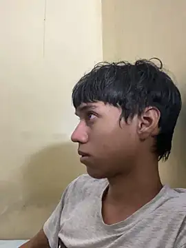 javi fer online show from April 16, 2:33 am