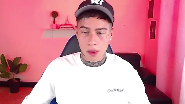 setthomas online show from November 19, 4:29 pm