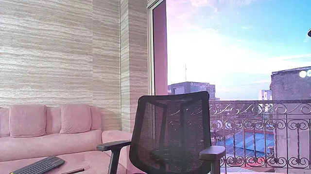 magnus serket online show from September 25, 11:42 am