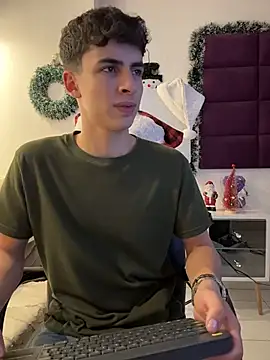 AdrianRinaldi online show from December 15, 8:39 pm