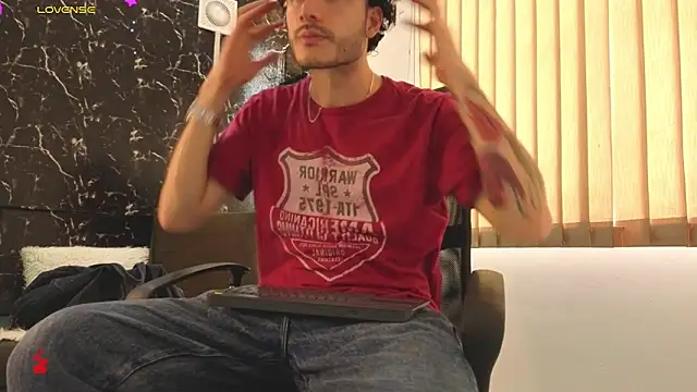 Rafael Mendezz online show from March 24, 8:24 pm