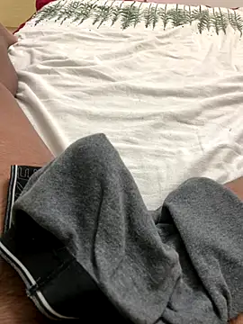 pinkheadpenis1 online show from September 10, 11:47 pm