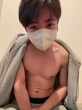 Yuma0718 online show from April 2, 12:35 pm