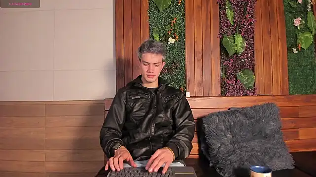 nicktorn online show from March 22, 12:21 pm