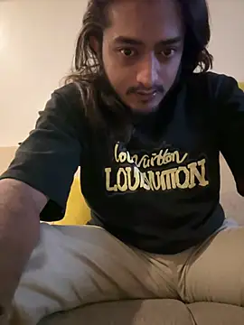 seenu2101 online show from March 22, 9:53 pm