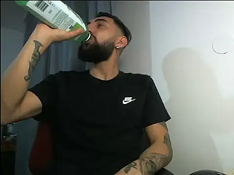 Alexgrc13 online show from October 13, 1:39 pm