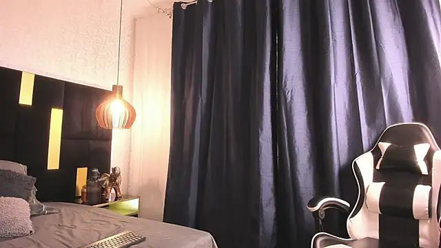 Lucio  Fox online show from February 13, 12:21 pm