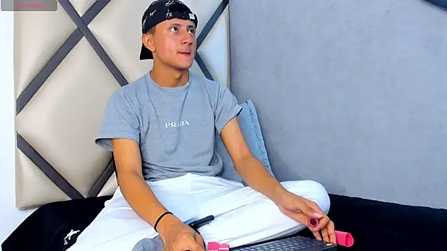  Leohot  online show from October 10, 3:33 am