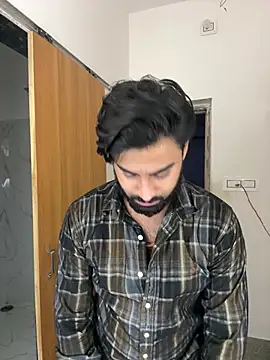 hottestboy03 online show from July 16, 8:43 am