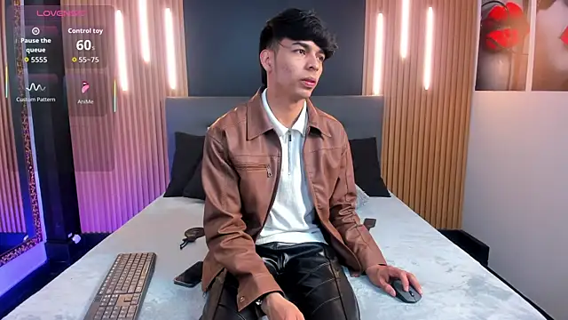 OnlyJos online show from January 15, 6:43 pm