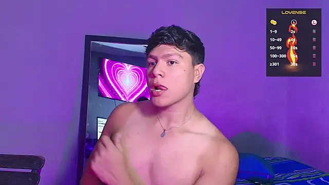 Alejandro Vt online show from January 9, 3:45 am